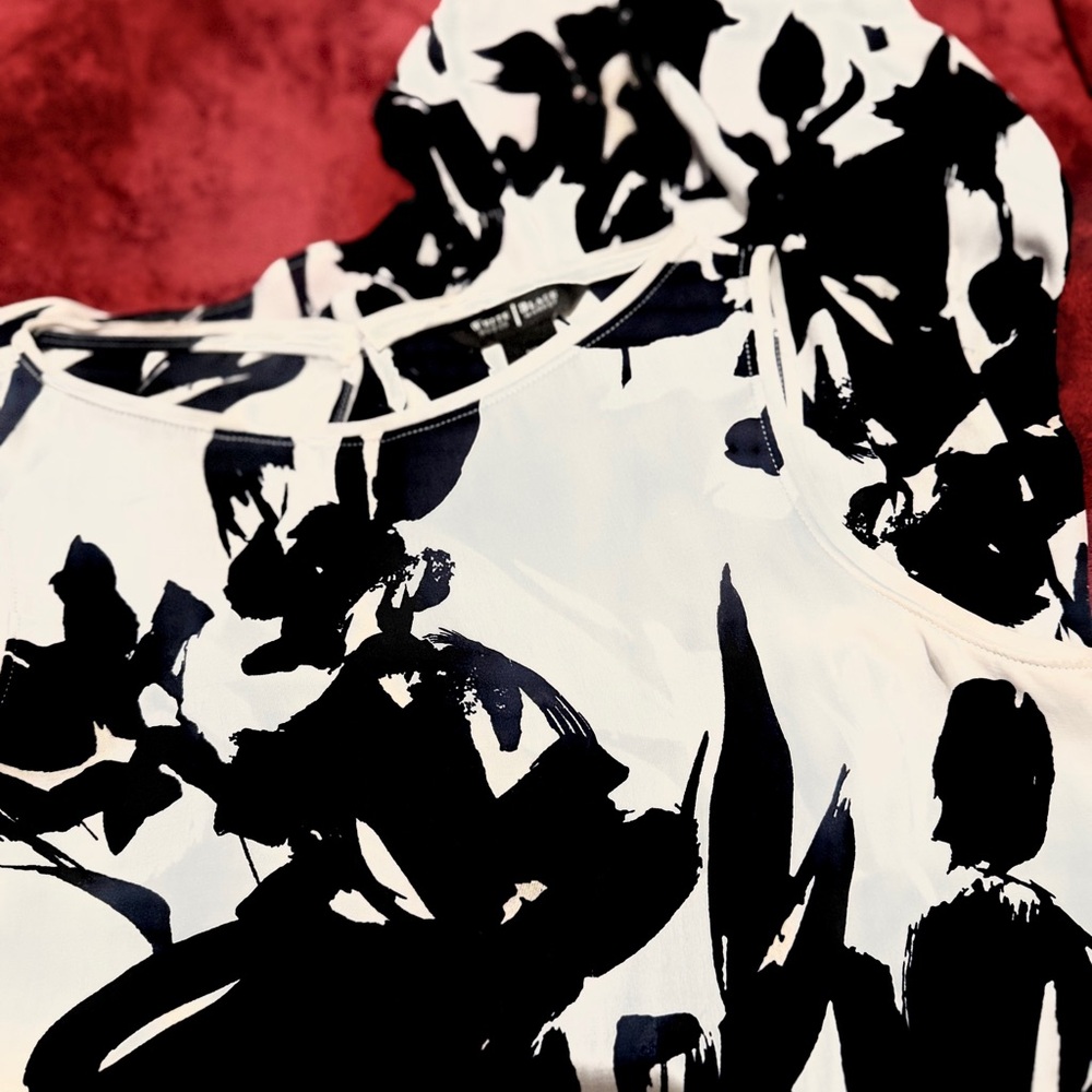 White House Black Market Abstract Print Blouse